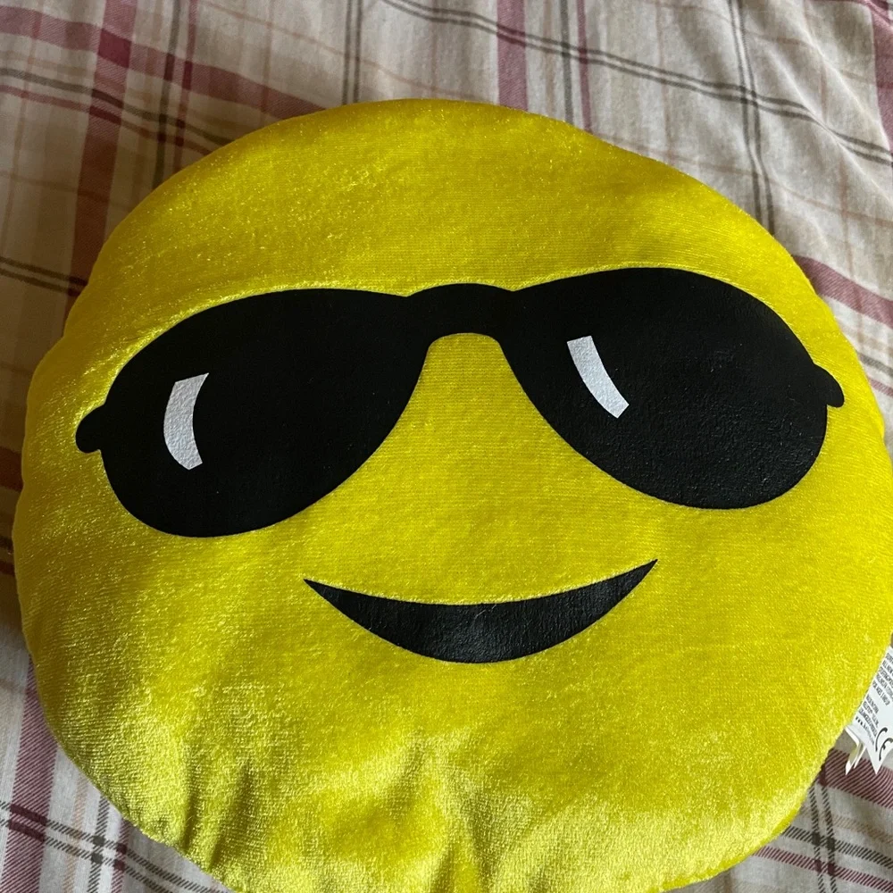 N/A bright yellow